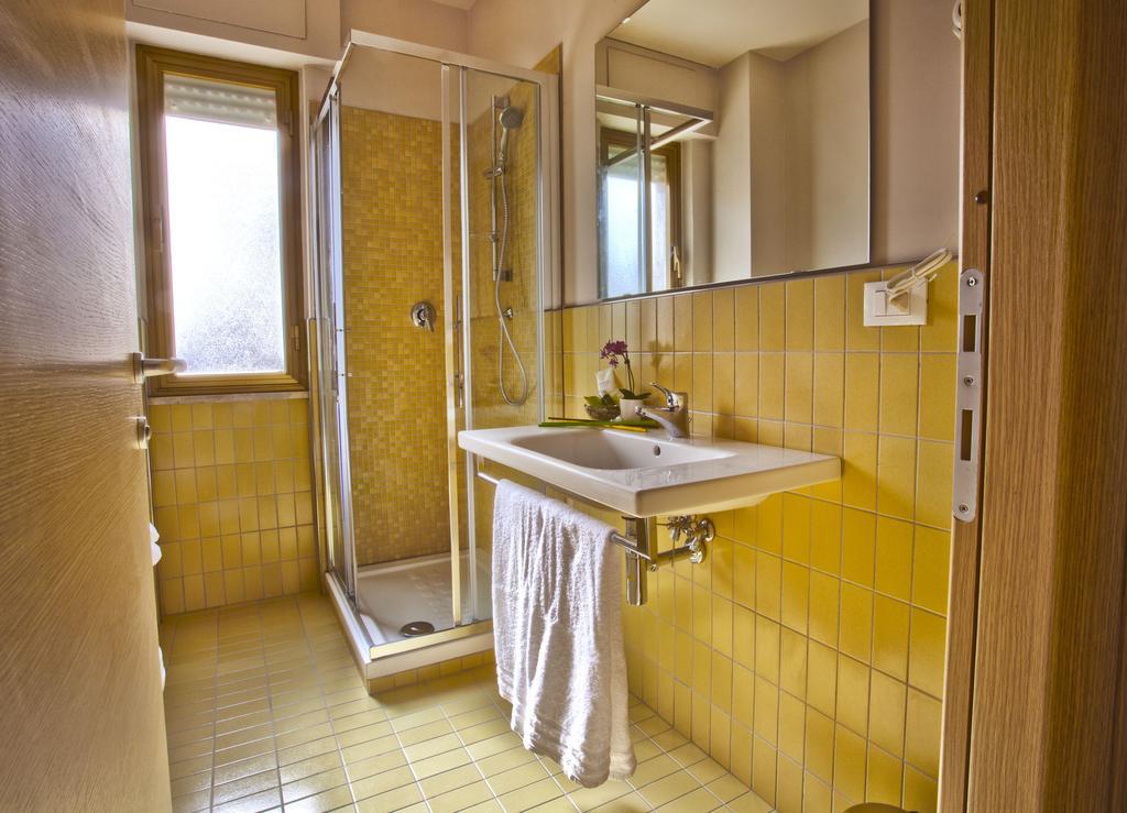 Il Fiore In Una Stanza Itri Quarto foto